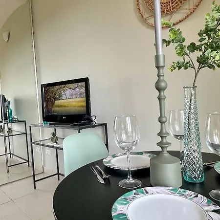 Willa Just Langhe Casa Dolcetto Novello